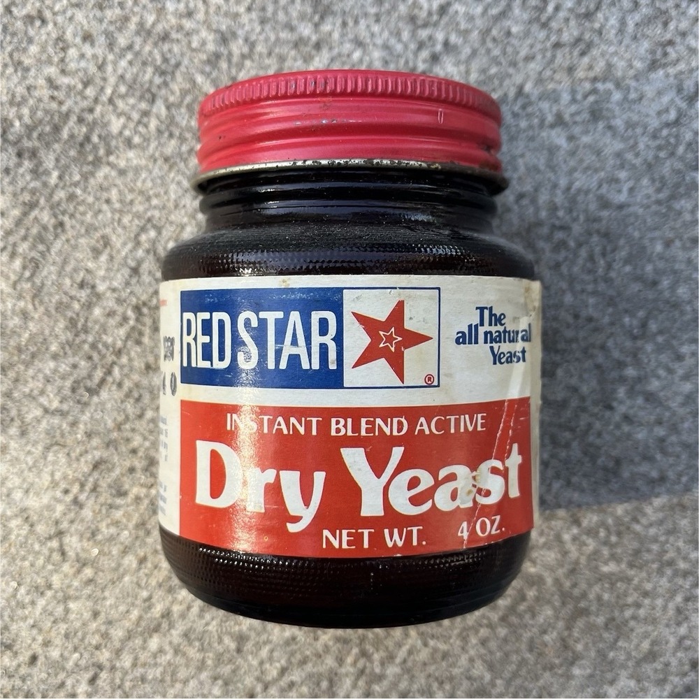Vintage Red Star Instant Blend Active Dry Yeast 4 oz Jar, Exp Dec 1981